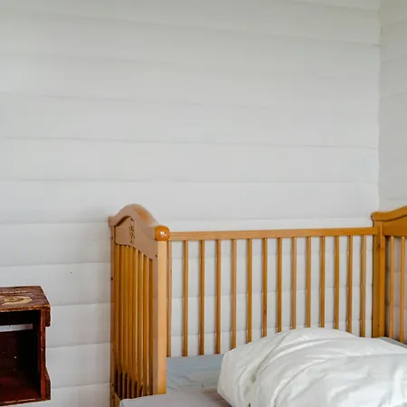 Above Water Family With Fantastic View Hébergement de vacances